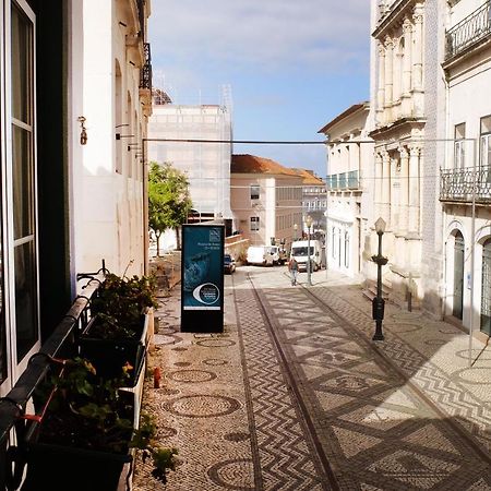 Family House Hostel Aveiro Luaran gambar