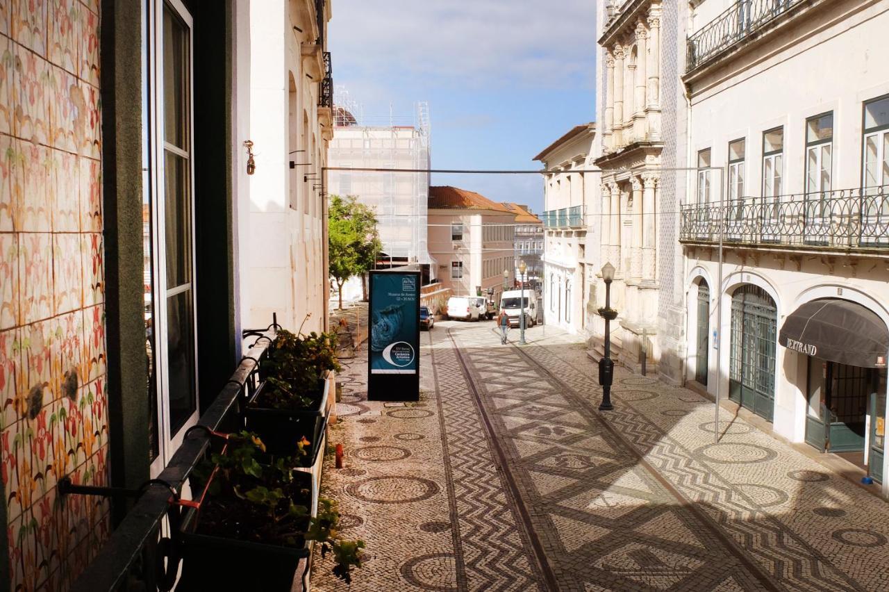 Family House Hostel Aveiro Luaran gambar