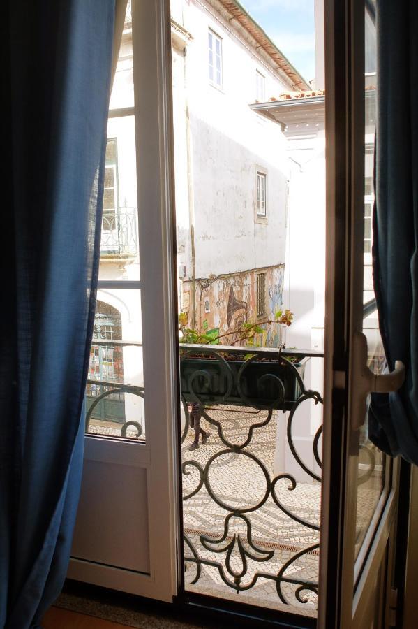 Family House Hostel Aveiro Luaran gambar